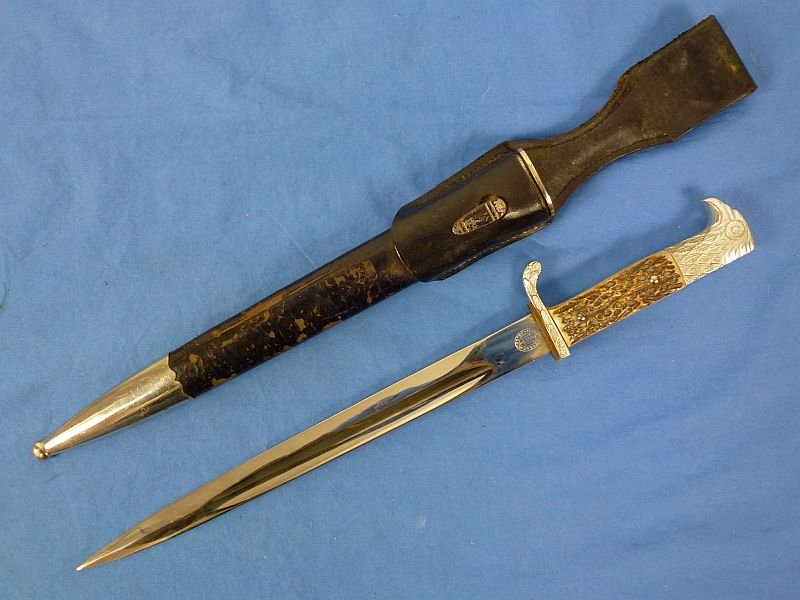 Third Reich Customs Service Dress Bayonet by F.W. Holler with Frog — image 2