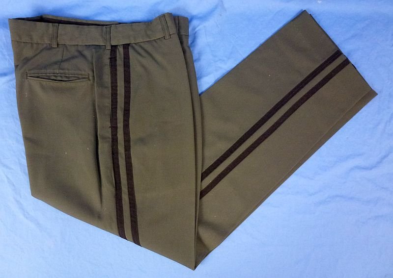 The Uniform of U.S. Army Major General Chester M. McKeen — image 11