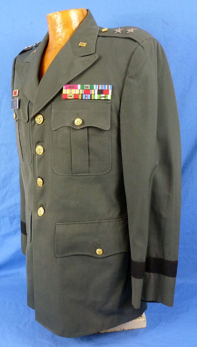 The Uniform of U.S. Army Major General Chester M. McKeen — image 3