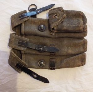 MP 40 MAGAZINE POUCH