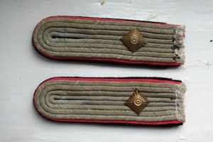 WSS PANZER SS-OBERSTURMFUHRER SHOULDER BOARDS