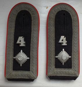 WSS-OBERSCHARFUHRER '4' POLIZEI DIV?