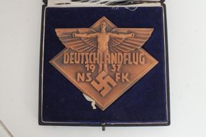 NSFK CASED AWARD MEDALLION KORPS FUHRER