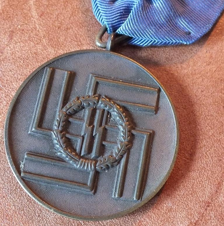 SS 8yr SERVICE AWARD — image 2