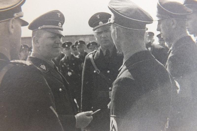 EXTREMLY SCARCE TV BRANDENBURG ALBUM FROM AN TK OFFICER — image 7