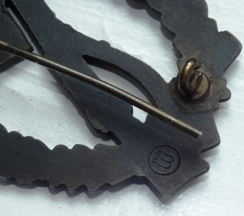 BRONZE INFANTRY ASSAULT BADGE SUPERB — image 3