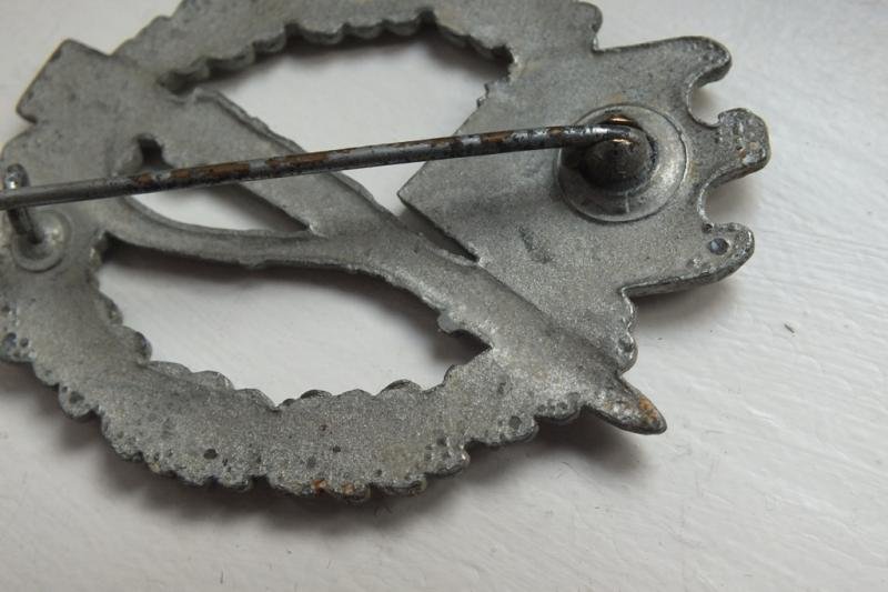 INFANTRY ASSAULT AWARD — image 2