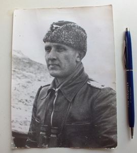 SS-OBERSTURMBANNFUHRER DARGES PRESENTATION PHOTO