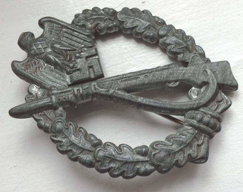 INFANTRY ASSAULT BADGE JFS — image 2