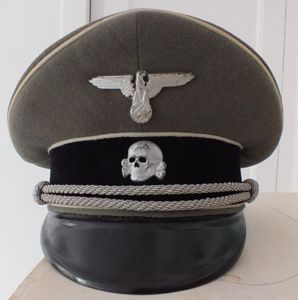 SS OFFICER VISOR CAP KLEIDEREKASSE ISSUE