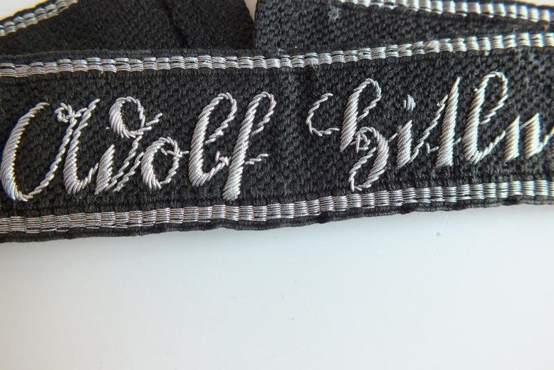 WSS LAH OFFICER HAND EMBROIDERED CUFFTITLE — image 3