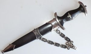 SS CHAINED DAGGER