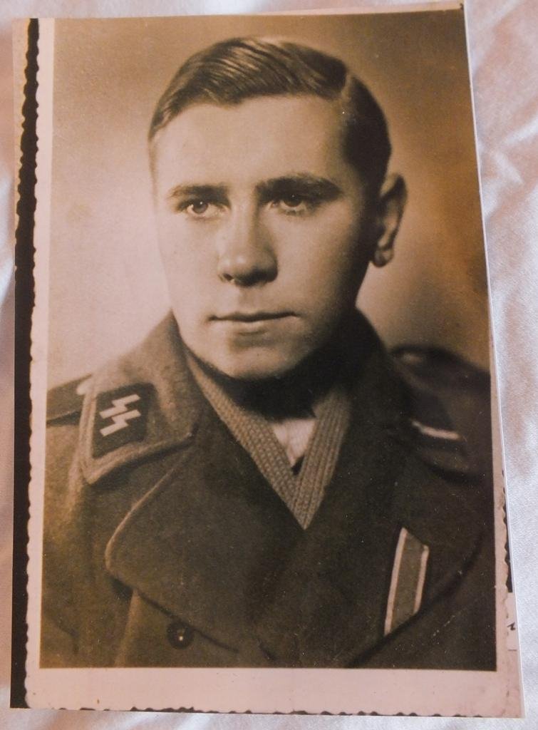 WSS WIKING FLATWIRE CUFF TITLE WITH KNOWN OWNER — image 2