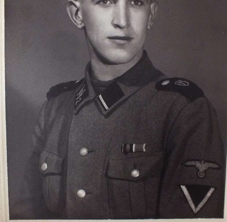 GERMANIA PORTRAIT PHOTO — image 3