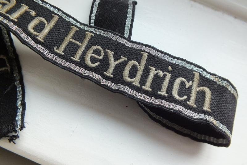 SS-RGT.REINHARD HEYDRICH CUFF TITLE — image 6