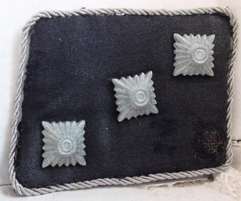 WSS UNTERSTURMFUHRER COLLAR TAB SET — image 3