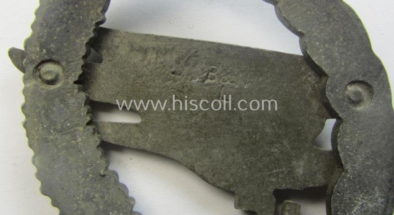 Regrettably incomplete, WH (Luftwaffe) 'Fallschirmschützen-Abzeichen' (or: paratroopers-jumpbadge) being a neatly maker- (ie. 'B&N - L'-) marked- and typical zinc- (ie. 'Feinzink'-) based example by the maker: 'Berg u. Nolte' — image 5