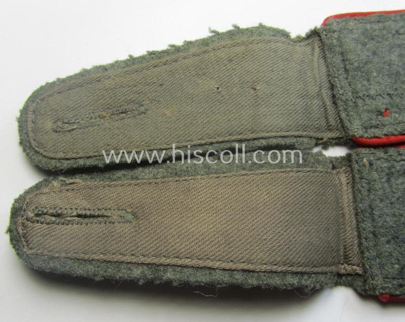 Pair of WH (Heeres) EM-type shoulderstraps: 'Soldat eines (Sturm)Art.-Abtgs. o. Rgts.' — image 5