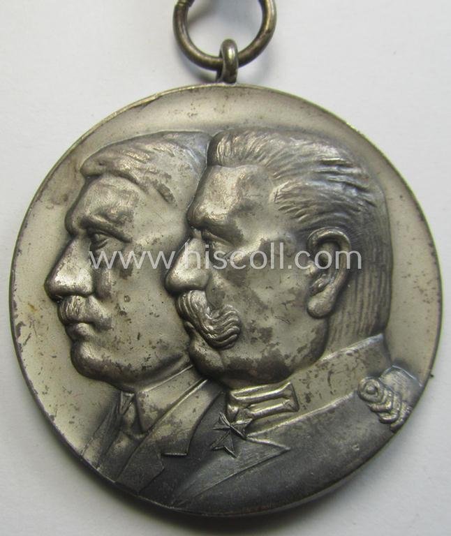 Most certainly unusually found, silver-toned, 'Bahnschutz'- (ie. railway-protection-service-) related commemorative shooting-contest medal entitled: 'Bahnschutz Landeswettschiessen - Göppingen - 2.Sept. 1934' — image 2