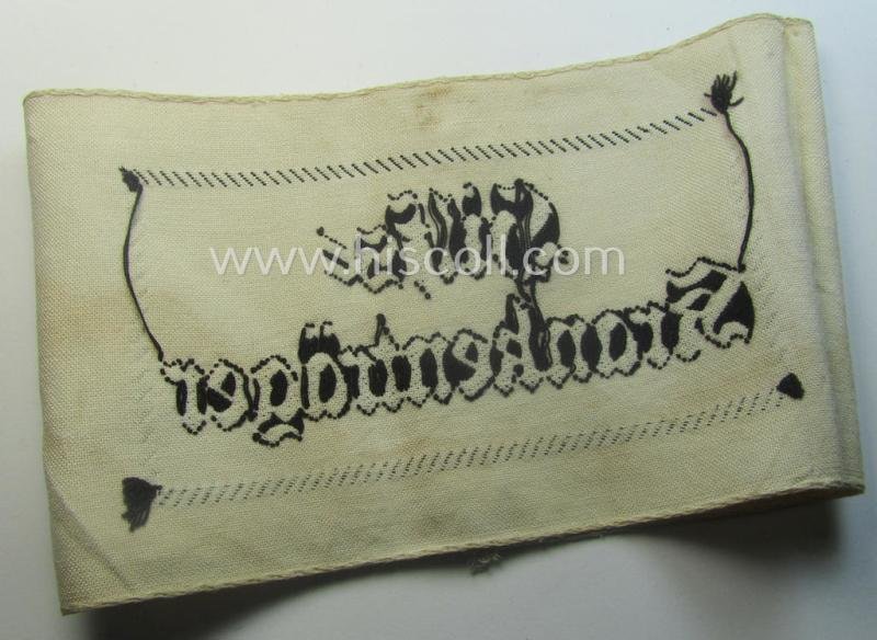 Beige-white-coloured- and/or linnen-based armband (ie. 'Armbinde') as was executed in the 'thicker-styled' fabric as was intended for WH (Heeres) staff-members working as: 'Hilfs-Krankenträger' — image 4