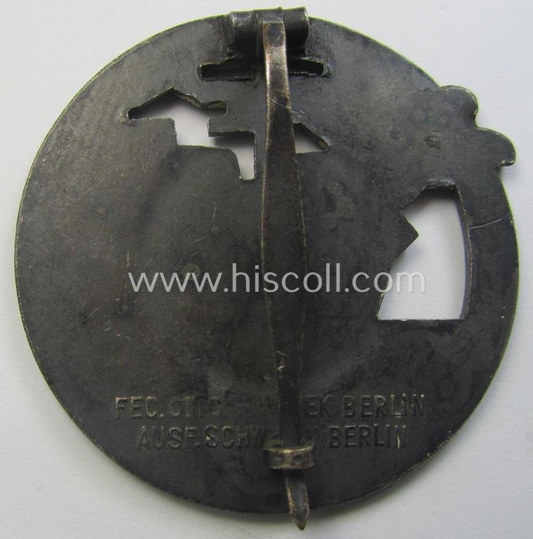 WH (Kriegsmarine) 'Blockadebrecher-Kriegsabzeichen' being a clearly maker- (ie. 'Fec. Otto Placzek Berlin - Ausf. Schwerin - Berlin'-) marked example as executed in silver-toned metal (ie. 'Buntmetall') — image 2