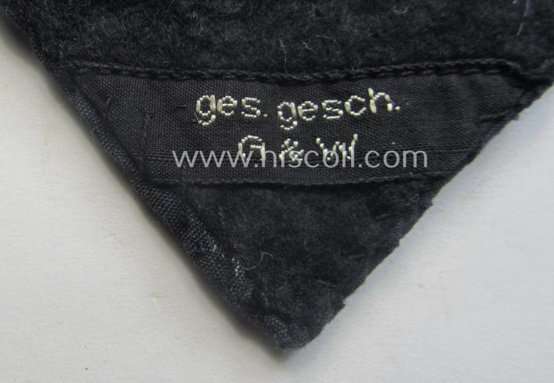 TeNo (ie. 'Technische Nothilfe') officers'-pattern arm-eagle (ie. 'Ärmeladler für Offiziere der TENO') being a (maker-marked!) example as executed in 'BeVo'-weave, 'flat-wire'-pattern onto a ('padded') darker-blue-coloured background — image 4