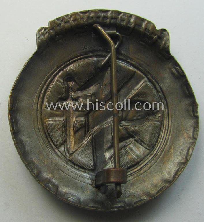 Dutch-produced- and/or N.S.K.K.- (ie. Dutch-volunteer-) related commemorative-award (aka: 'Treueabzeichen in Bronze für die holländischen Freiwilligen der N.S.K.K. Gruppe Luftwaffe') — image 3