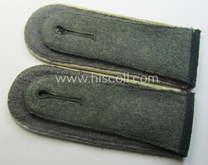 Pair of WH (Heeres), early- (ie. pre-) war-period- (ie. 'M40'-pattern) EM-type shoulderstraps: 'Soldat der Infanterie-Trpn.' — image 3