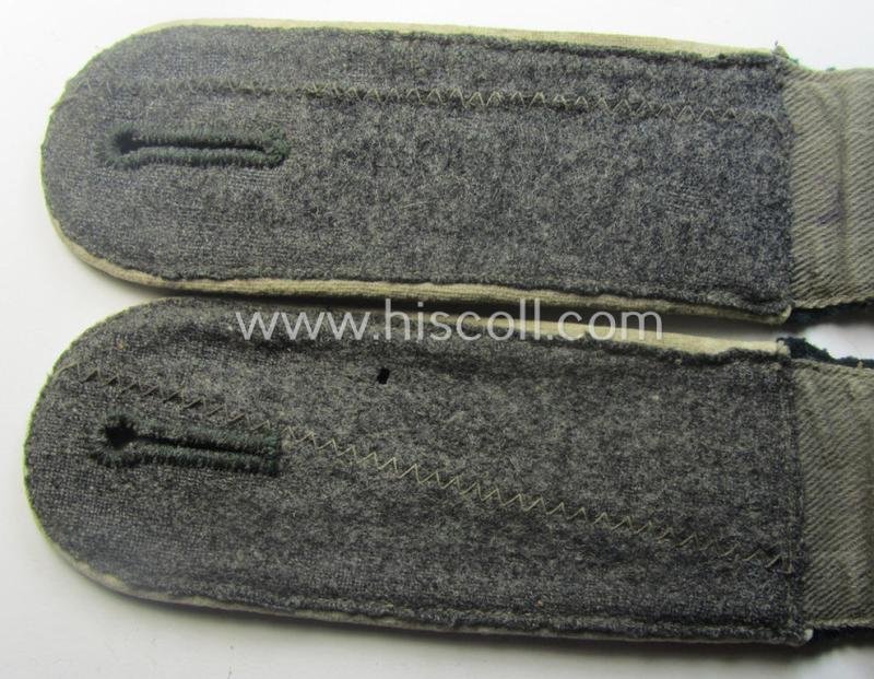 Pair of WH (Heeres), early- (ie. pre-) war-period- (ie. 'M40'-pattern) EM-type shoulderstraps: 'Soldat der Infanterie-Trpn.' — image 4