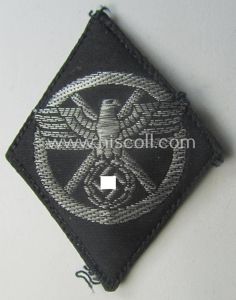 Neat - albeit clearly used- and/or tunic-removed! - N.S.K.K. (or: …