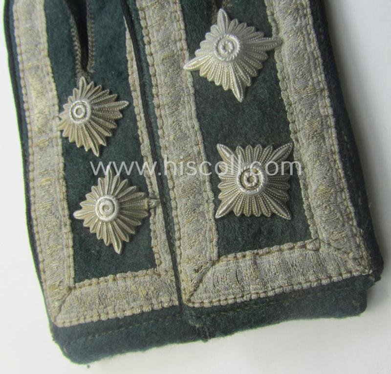 Pair of WH (Heeres) - I deem - early- (ie. mid-) war-period- (ie. 'M40'-pattern) NCO-type shoulderstraps: 'Oberfeldwebel einer Pionier-Abtlgs.' — image 2