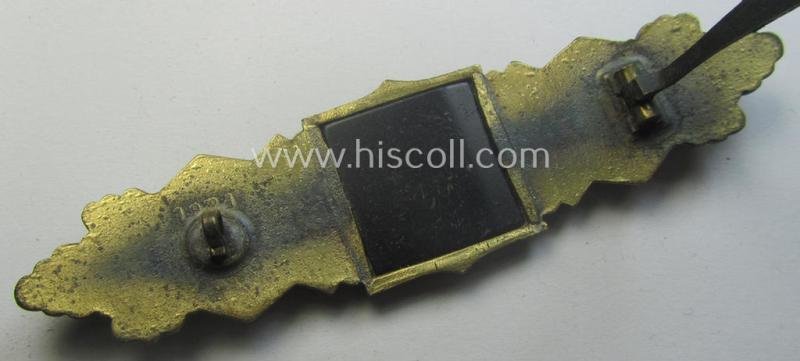 'Nahkampfspange in Bronze' (or: bronze-class close-combat clasp ie. CCC) being a maker- (ie. 'F.&B.-L.'-) marked- and/or minimally converse-shaped specimen as was produced by the maker- (ie. 'Hersteller') 'Funcke u. Brüninghaus' — image 4