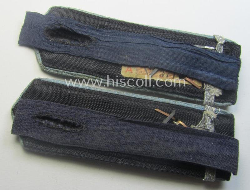 Moderately used pair of: 'Flieger-HJ' (ie. flight 'Hitlerjugend'-) shoulderstraps as was intended for usage by an: 'HJ-Obergefolgschatsführer' who was attached to the: 'Bann 255' (Bann 255 = 'Bann Helmstedt') — image 3