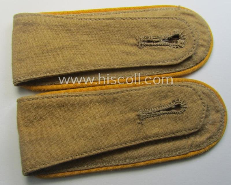 Pair of WH (Luftwaffe) 'tropical-styled' shoulderstraps (as was specifically for usage on the tropical-shirts ie. tunics) as was intended for usage by an: 'Uffz. der Flieger- o. Fallschirmjäger-Trpn.' — image 3