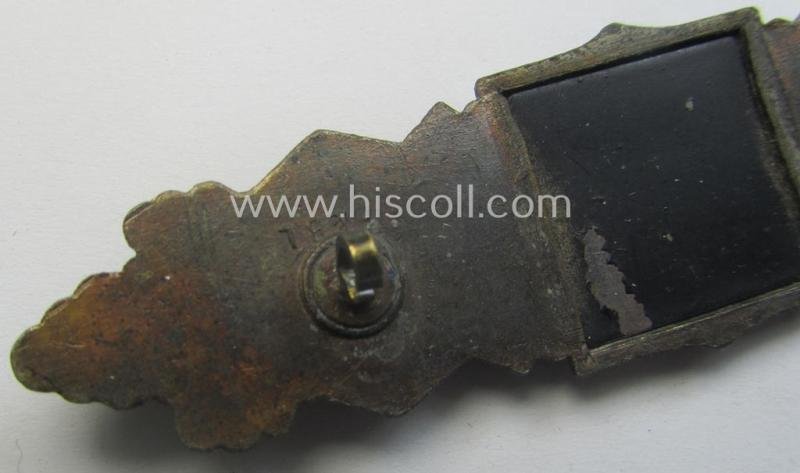 'Nahkampfspange in Bronze' (or: bronze-class close-combat clasp ie. CCC) being a maker- (ie. 'F.&B.-L.'-) marked- and/or minimally converse-shaped specimen as was produced by the maker- (ie. 'Hersteller') 'Funcke u. Brüninghaus' — image 5