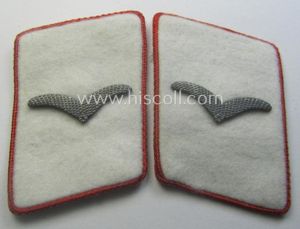 Fully matching pair of WH (Luftwaffe) bright-red-piped, EM- (ie. NCO-) …