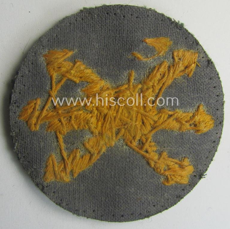Clearly used- and/or tunic-removed, WH (Heeres) so-called: trade- and/or special-career arm-insignia (ie. 'Laufbahn- o. Tätigkeitsabzeichen') as intended for an army: 'Funkmeister' (or: radio-operator ie. radio-equipment NCO) — image 2