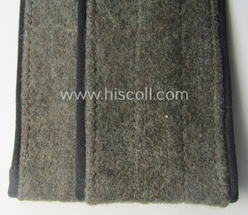 Pair of later-war-period, so-called: 'M44'-pattern, 'simplified' WH (Heeres) EM-type shoulderstraps: 'Soldat der Pionier-Trpn.' — image 2