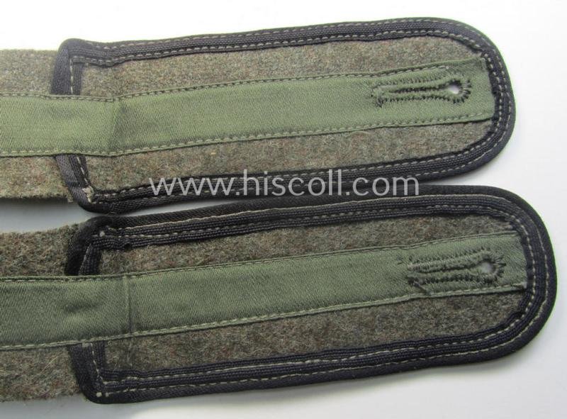 Pair of later-war-period, so-called: 'M44'-pattern, 'simplified' WH (Heeres) EM-type shoulderstraps: 'Soldat der Pionier-Trpn.' — image 4