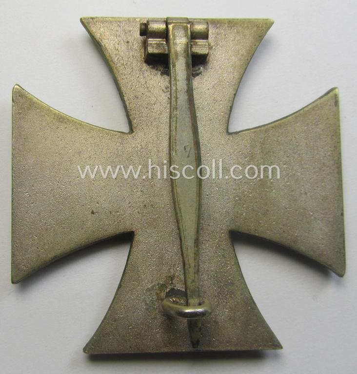 'Eisernes Kreuz 1. Kl.' (or: Iron Cross 1st class) being a (typical) maker- (ie. '7'-) marked example as was produced by the maker (ie. 'Hersteller'): 'Paul Meybauer' — image 3