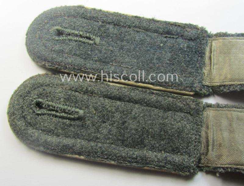 Pair of WH (Heeres), early- (ie. mid-) war-period- (ie. 'M40- o. M43'-) pattern NCO-type shoulderstraps as piped in the white-coloured branchcolour as was intended for an: 'Uffz. eines Infanterie-Rgts.' — image 4
