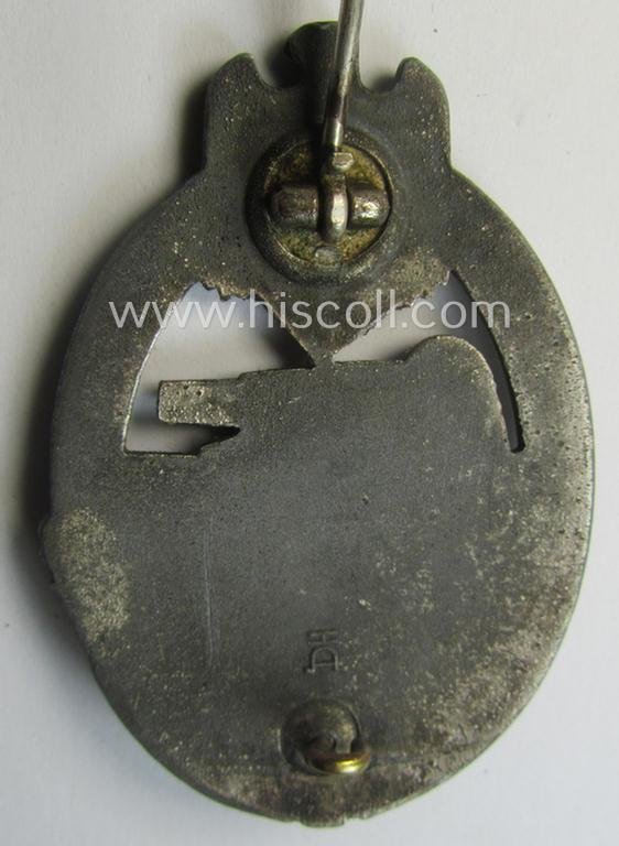 'Panzerkampfabzeichen in Silber' being a neatly maker- (ie. 'HA'-) marked- and/or typical zinc- (ie. 'Feinzink'-) based specimen as was produced by the desirable 'Hersteller' (ie. maker): 'Hermann Aurich' — image 5