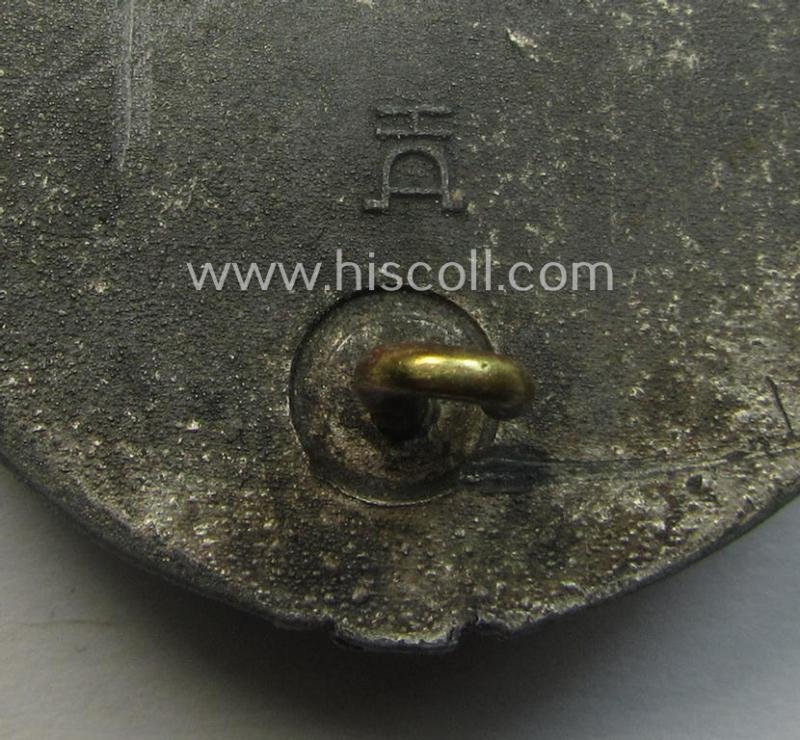 'Panzerkampfabzeichen in Silber' being a neatly maker- (ie. 'HA'-) marked- and/or typical zinc- (ie. 'Feinzink'-) based specimen as was produced by the desirable 'Hersteller' (ie. maker): 'Hermann Aurich' — image 6