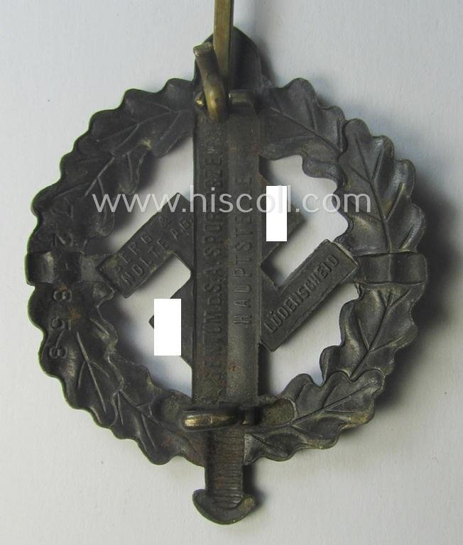 Darker-toned, 'SA-Sportabzeichen in Bronze' being a maker- (ie. 'Berg u. Nolte'-) marked example that shows the (unique) impressed bearers'-number: '721853' — image 3