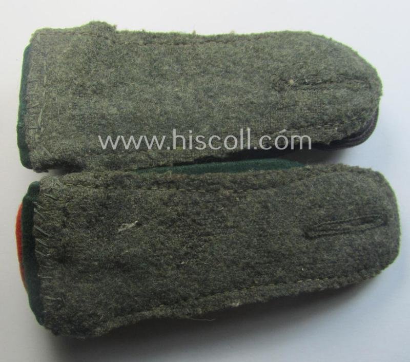 Truly used pair of WH (Luftwaffe) NCO-type shoulderboards as intended for a medium-ranked, administrative-official (ie. NCO) having the rank of: 'Oberfeldwebel' (ie.: 'Beambter des mittleren Dienstes') — image 3