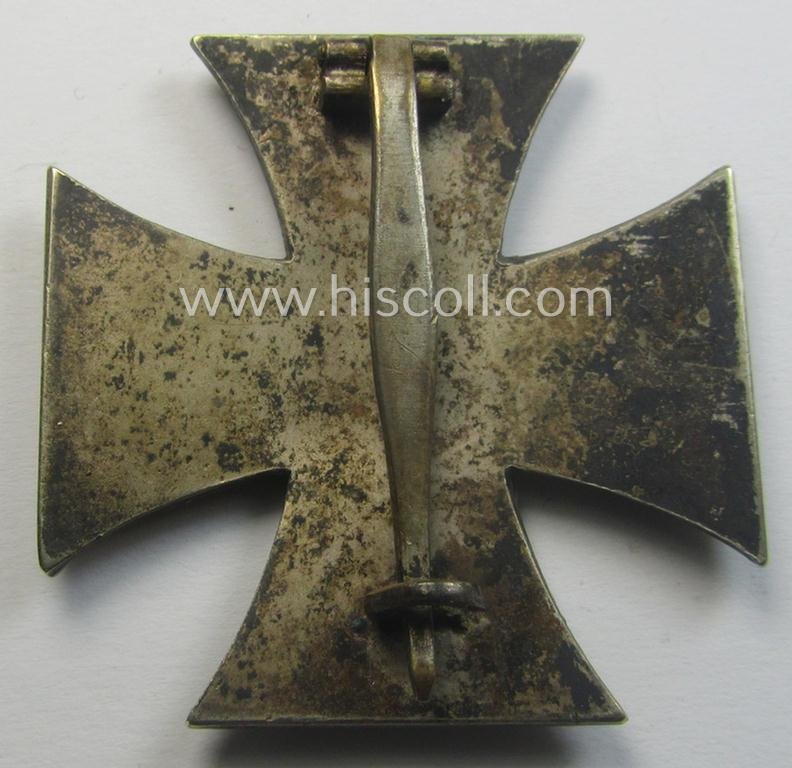 'Eisernes Kreuz 1. Klasse' being a non-maker-marked and/or fully untouched example by by the desirable 'Hersteller' named: 'B.H. Mayer's Kunstprägeanstalt' — image 4