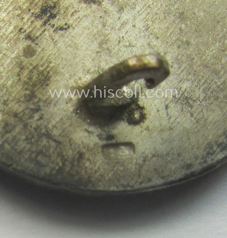 Unusually found, 'Verwundeten-Abzeichen in Silber' being a clearly maker- (ie. '13'-) marked, 'Buntmetall'-based example by the maker (ie. 'Hersteller') named: 'Gustav Brehmer' — image 4