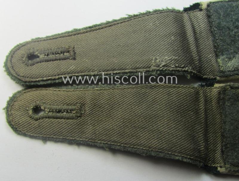 Moderately used- and/or worn - and fully matching and rarely encountered! - pair of WH (Heeres), early-war-period (ie. 'M36 o. M40'-pattern styled-) EM-type shoulderstraps as intended for a: 'Soldat eines Inf.-Rgts. der 'Grossdeutschland'-Div.' — image 5