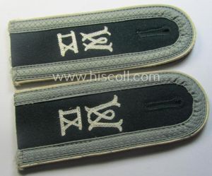 Pair of early- (ie. mid-) war-period WH (Heeres), 'M40'-pattern (rounded-styled …