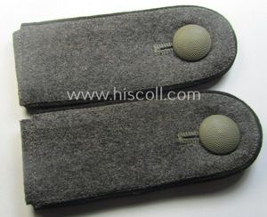 Pair of WH (Luftwaffe) enlisted-mens'-type shoulderstraps as piped in the …